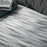Exkluzívna žakárová posteľná bielizeň UMBRA GREY 200x220 / 4*50x70 cm.